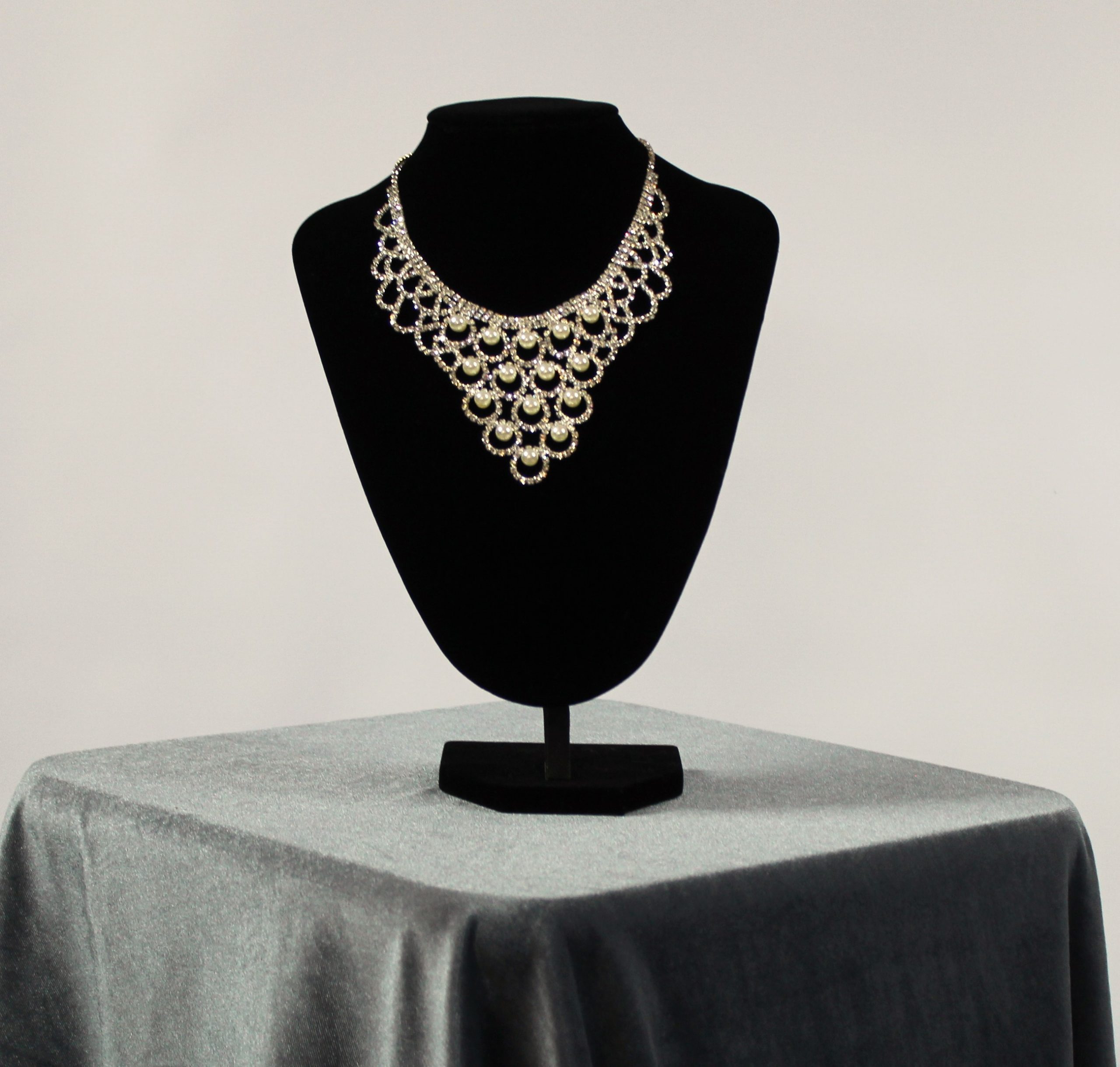 NECKLACE-001
