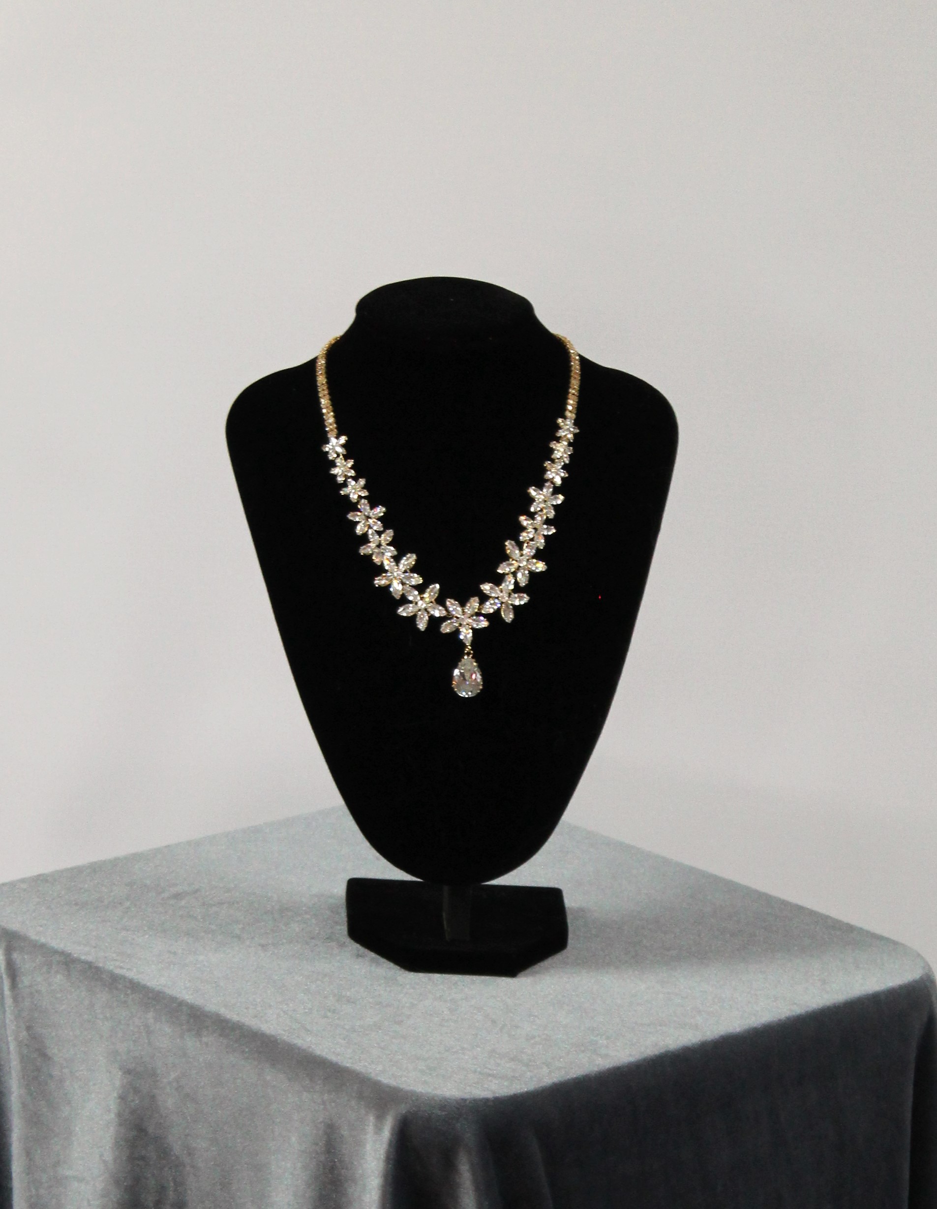 NECKLACE-002